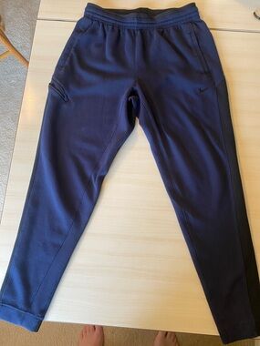 Nike Men’s Dark Navy Performance Joggers